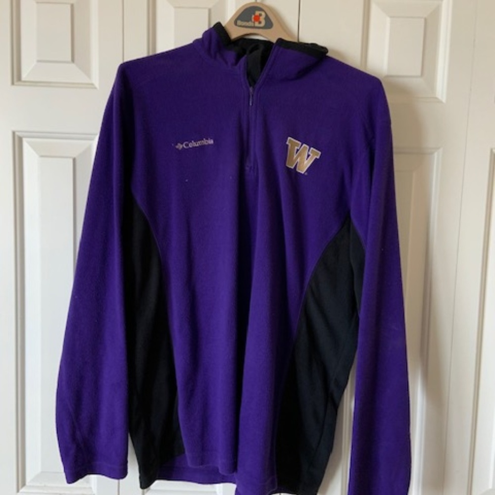 COLUMBIA UNIVERSITY OF WASHINGTON SWEATER